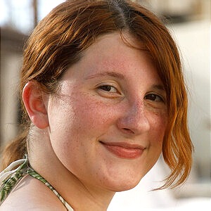 Bess Burton - Free Videos and Galleries